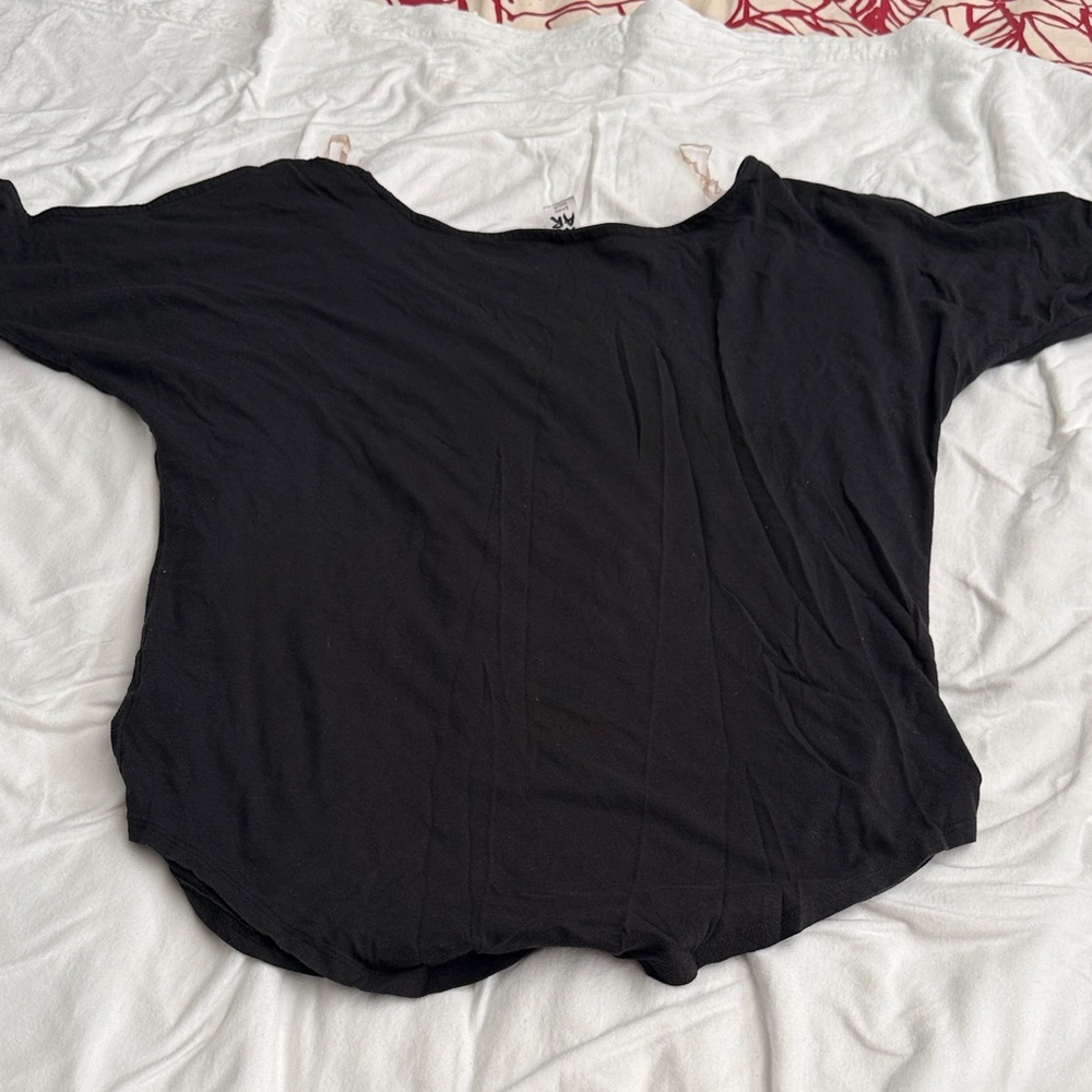 Zumba Fitness Black Short Sleeve Top with Floral 'Z' Graphic - Picture 3 of 5